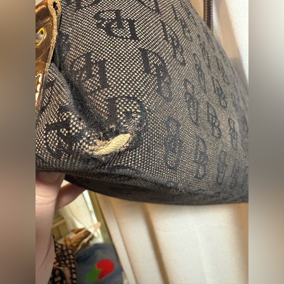 Vintage‎ Dooney & Bourke Signature DB Purse Large Tassel Tote Y2K Brown GUC! - Picture 4 of 14